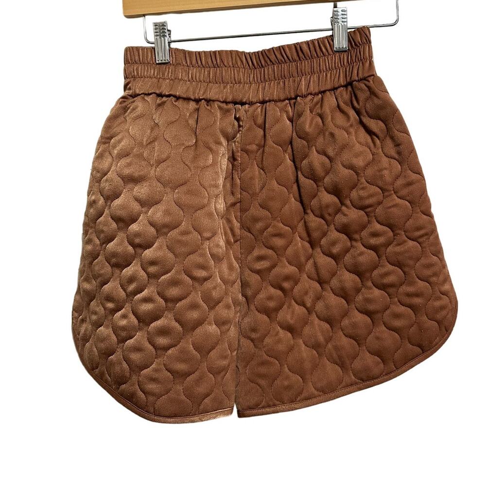 Pink Dolphin women's brown quilted‎ shorts size Medium